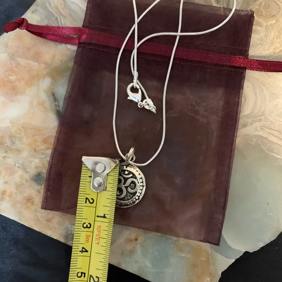 New OHM OM .925 Silver Round Coin Necklace - Picture 2 of 2